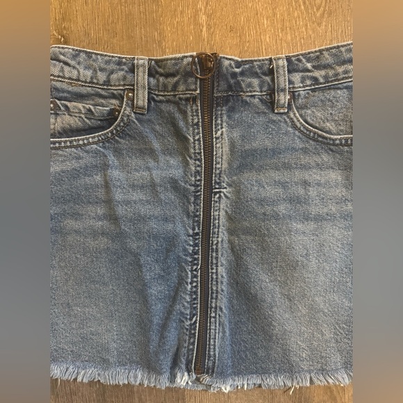 Free People "We The Free" denim zip front mini skirt - Picture 3 of 5